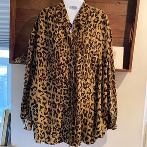 Levante | Vintage Oversized Leopard Blouse